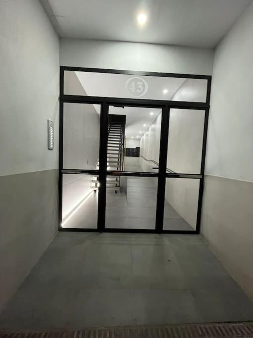 Apto Centro Castellon Con Acensor, Comercio Cerca Appartement Castellón de la Plana Buitenkant foto